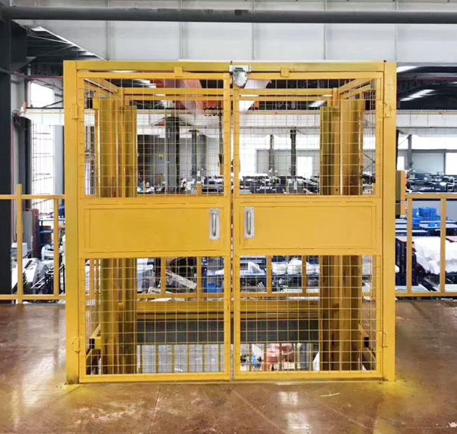 海南智能导轨式升降机亮相