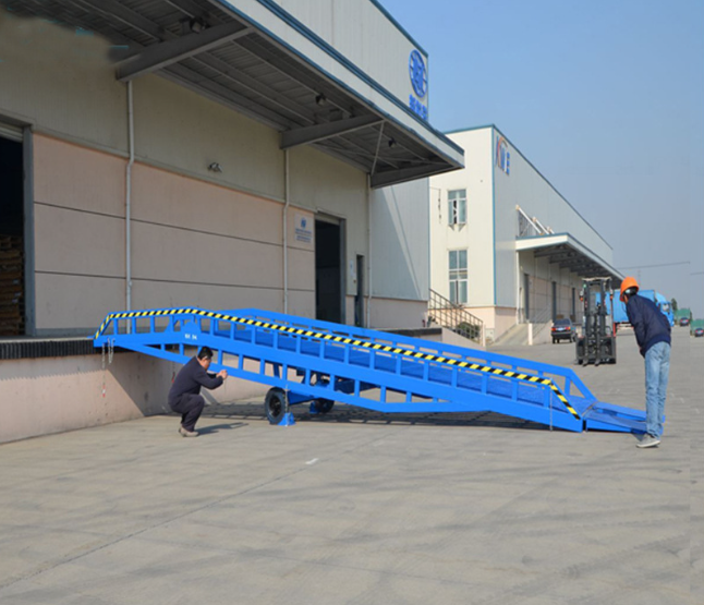 海南移动式登车桥应用